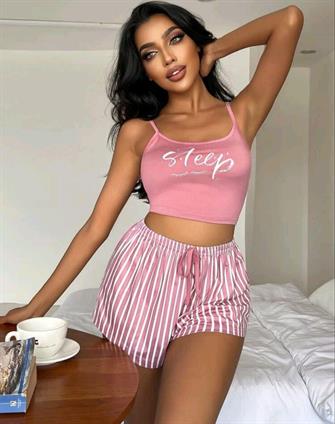 Kadın pembe çizgili desen Askılı Şortlu Pijama Takım 5002