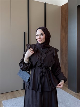 Bel Detaylı Düğmeli Etek Takım Kahverengi
