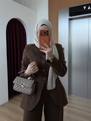 Belden Oturtmalı Keten Takım Kahverengi