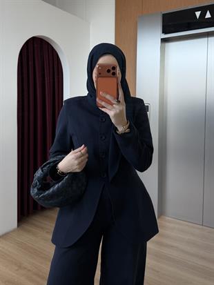 Belden Oturtmalı Keten Takım Lacivert