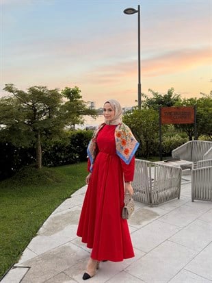 Belden Oturtmalı Kuşaklı Poplin Elbise Kırmızı