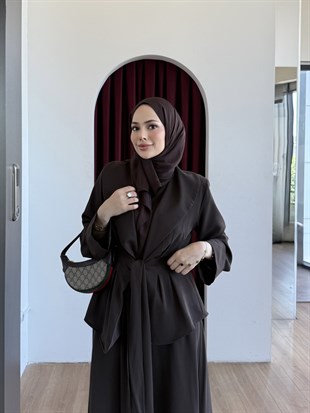 Belden Oturtmalı Kuşaklı Takım Kahverengi