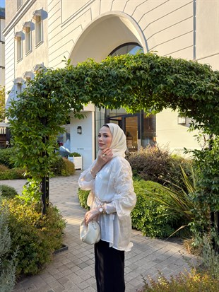Belden Oturtmalı Tül Gömlek Ekru 