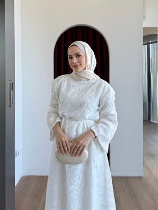 Çiçek Desenli Fisto Elbise Beyaz