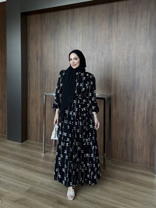 Çiçek Desenli Kuşaklı Elbise Siyah