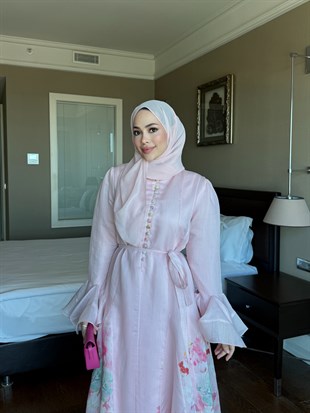 Kol Detaylı Çiçekli Elbise Pembe