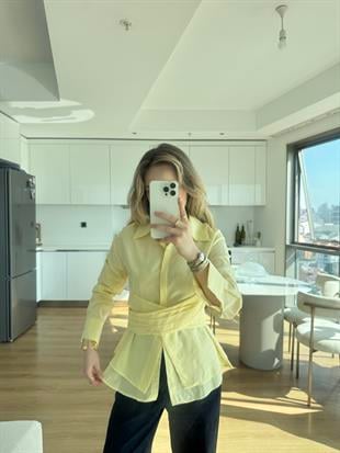 Korse Detaylı Gömlek Sarı