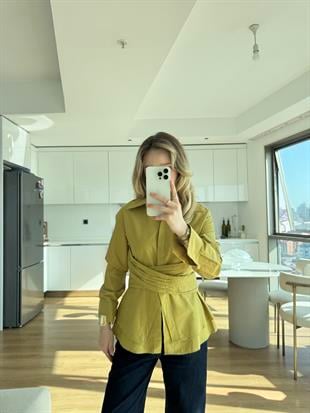 Korse Detaylı Gömlek Yeşil