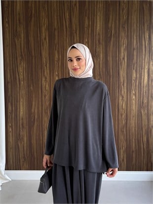 Paçası Lastikli Rahat Takım Siyah