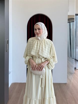 Pelerinli Kuşaklı Şifon Elbise Sarı