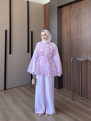 Piliseli Kuşaklı Pantolon Takım Pembe