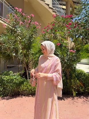 Renkli Şifon Elbise Pembe