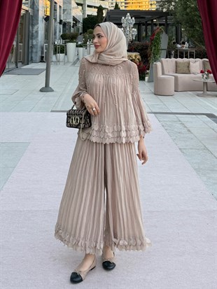 Taşlı Pantalon Özel Takım Krem