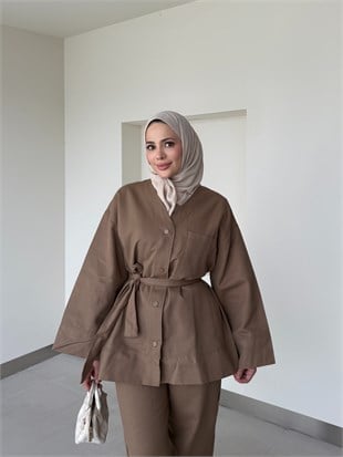 V Yaka Kuşaklı Takım Camel