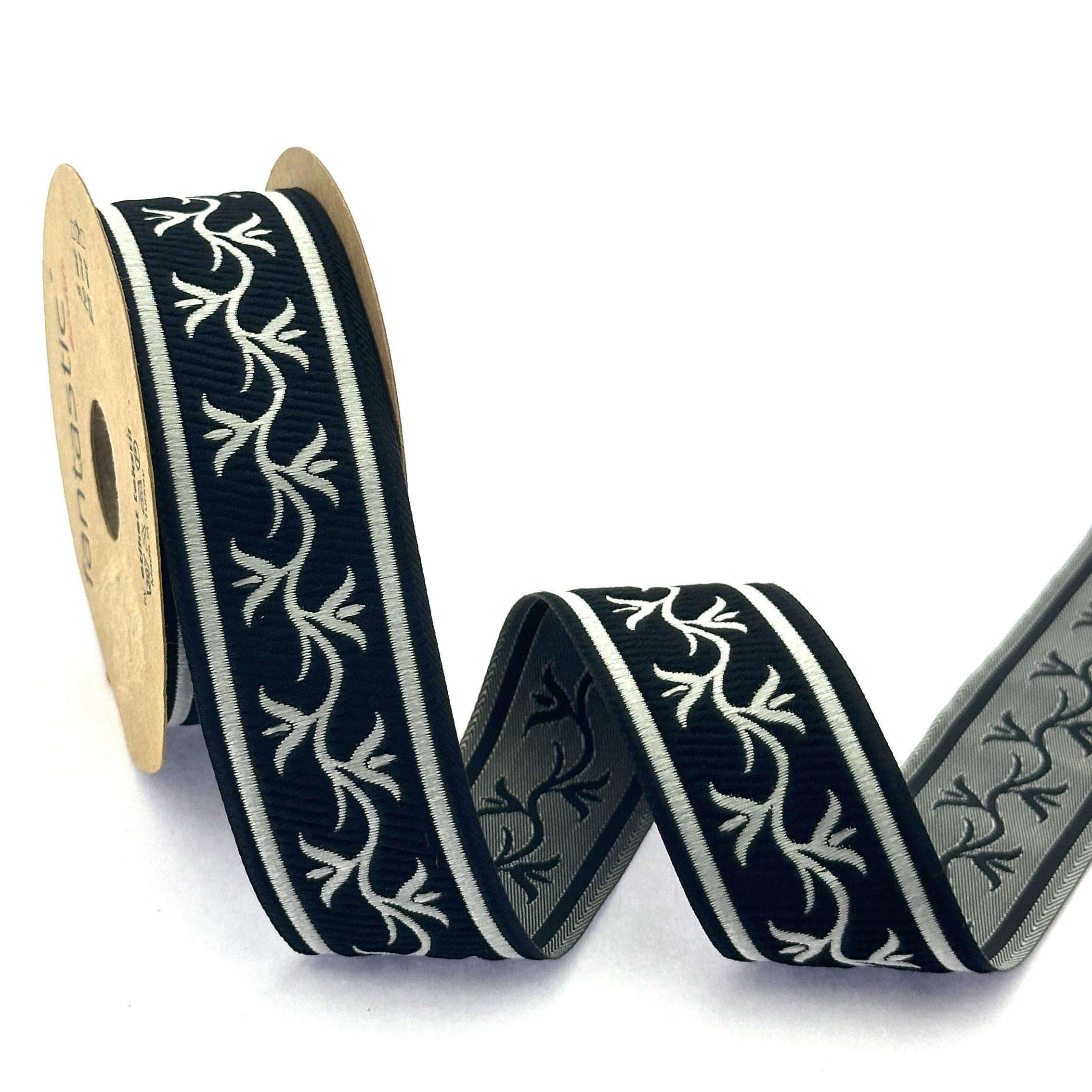 Classic Ribbon Border DKN