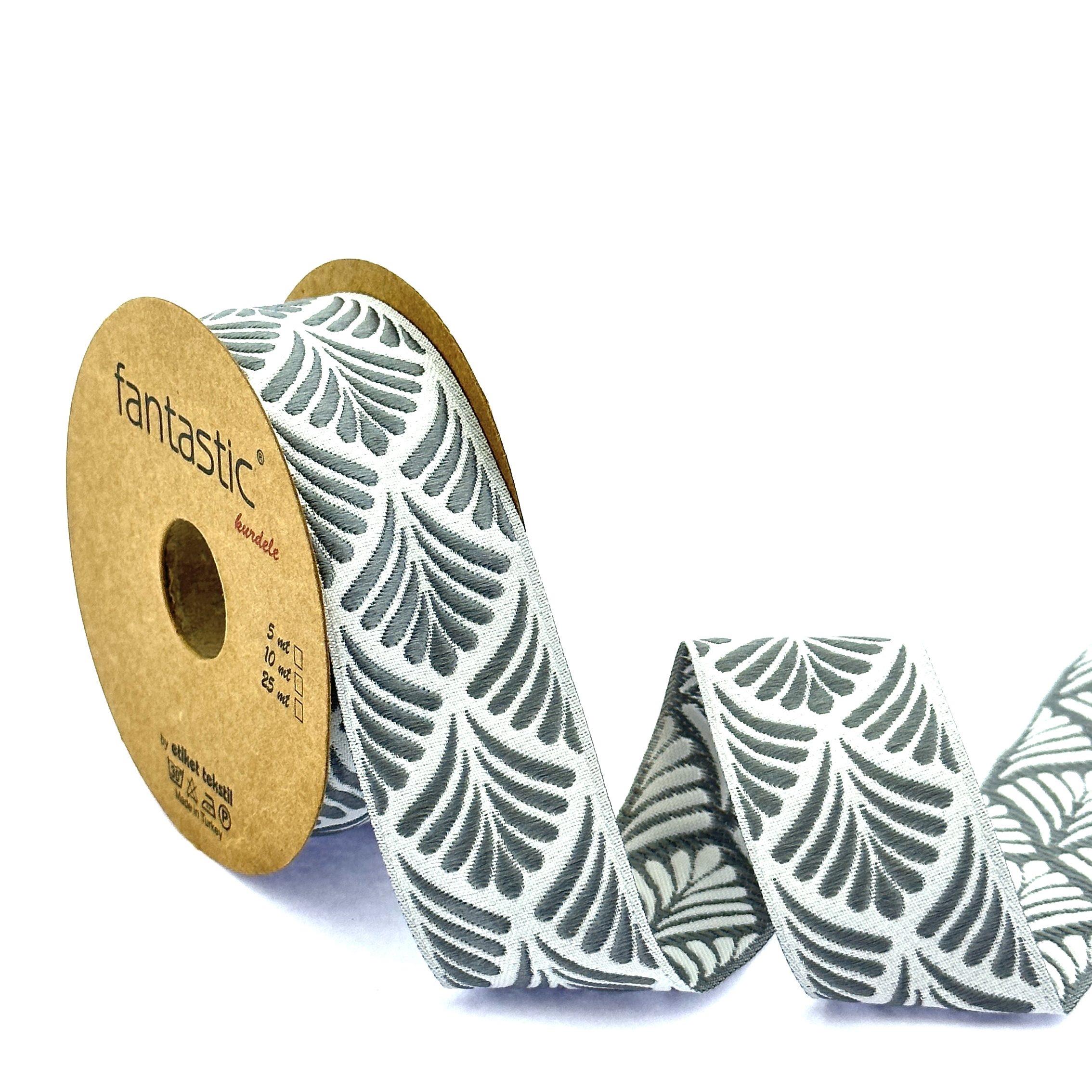 Classic Ribbon Border ZRE