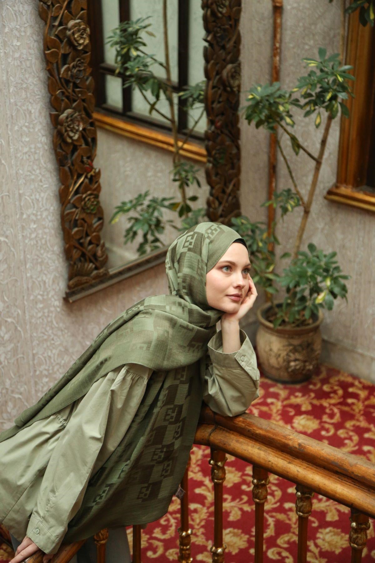 Talia Şal