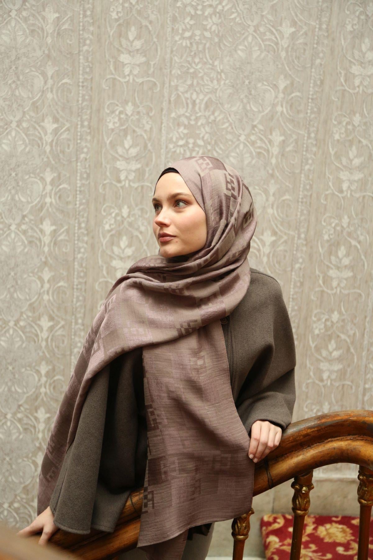 Talia Şal