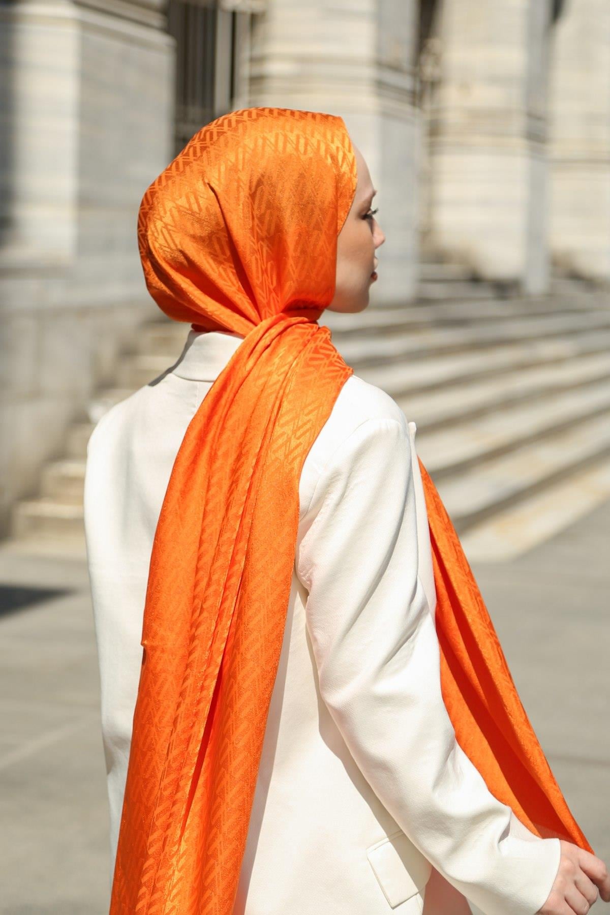 Jacquard Shawl JAKAV12-13