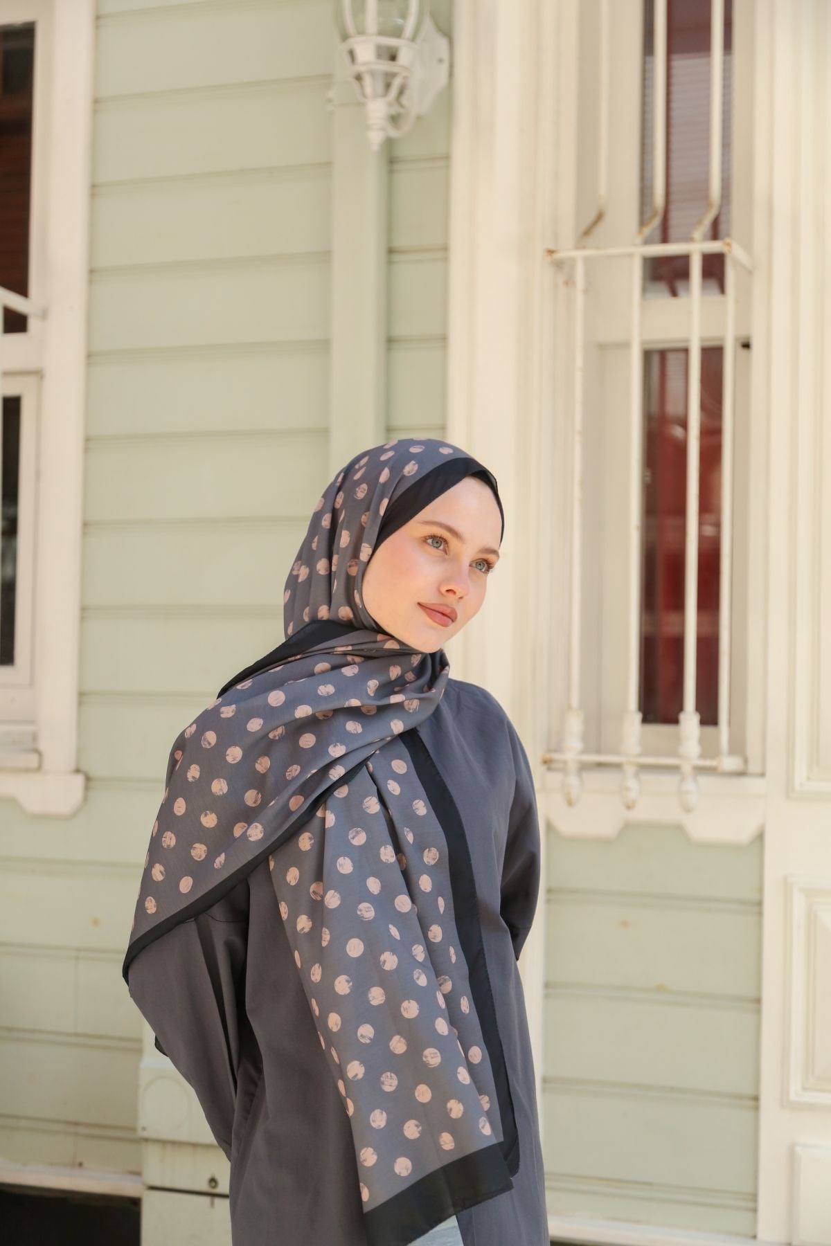 Lara Şal LARAV02-01