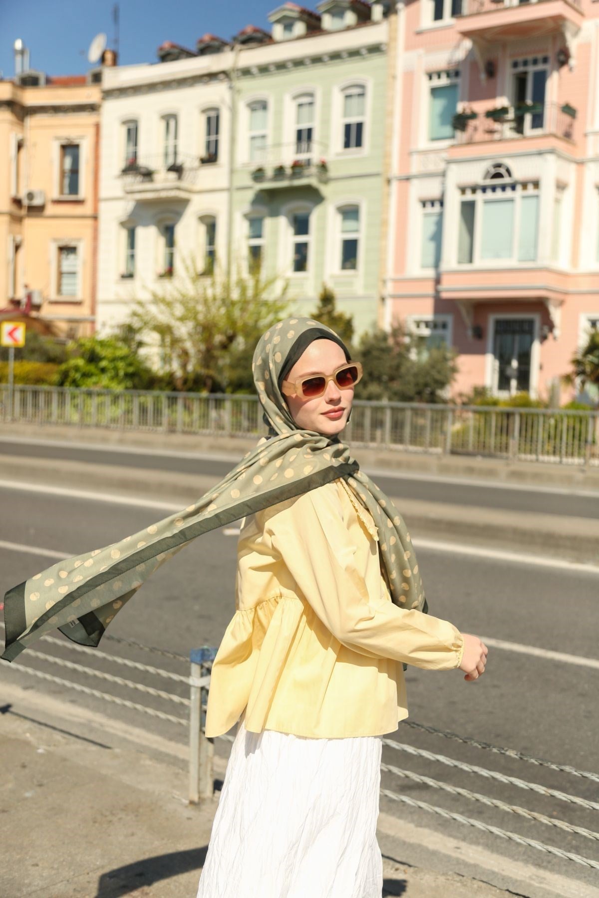 Lara Şal LARAV02-02