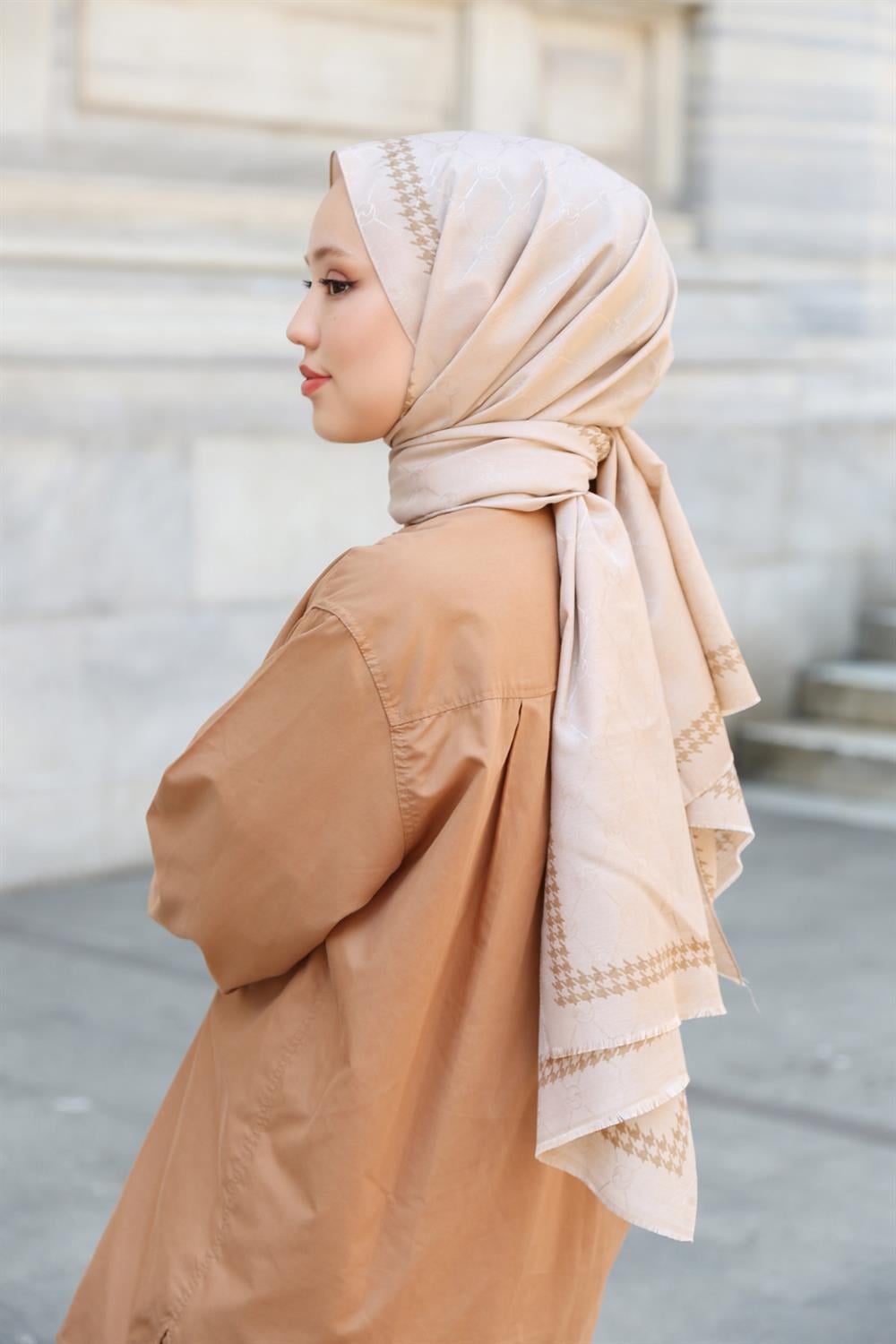 Monogram Shawl MONOV02-19