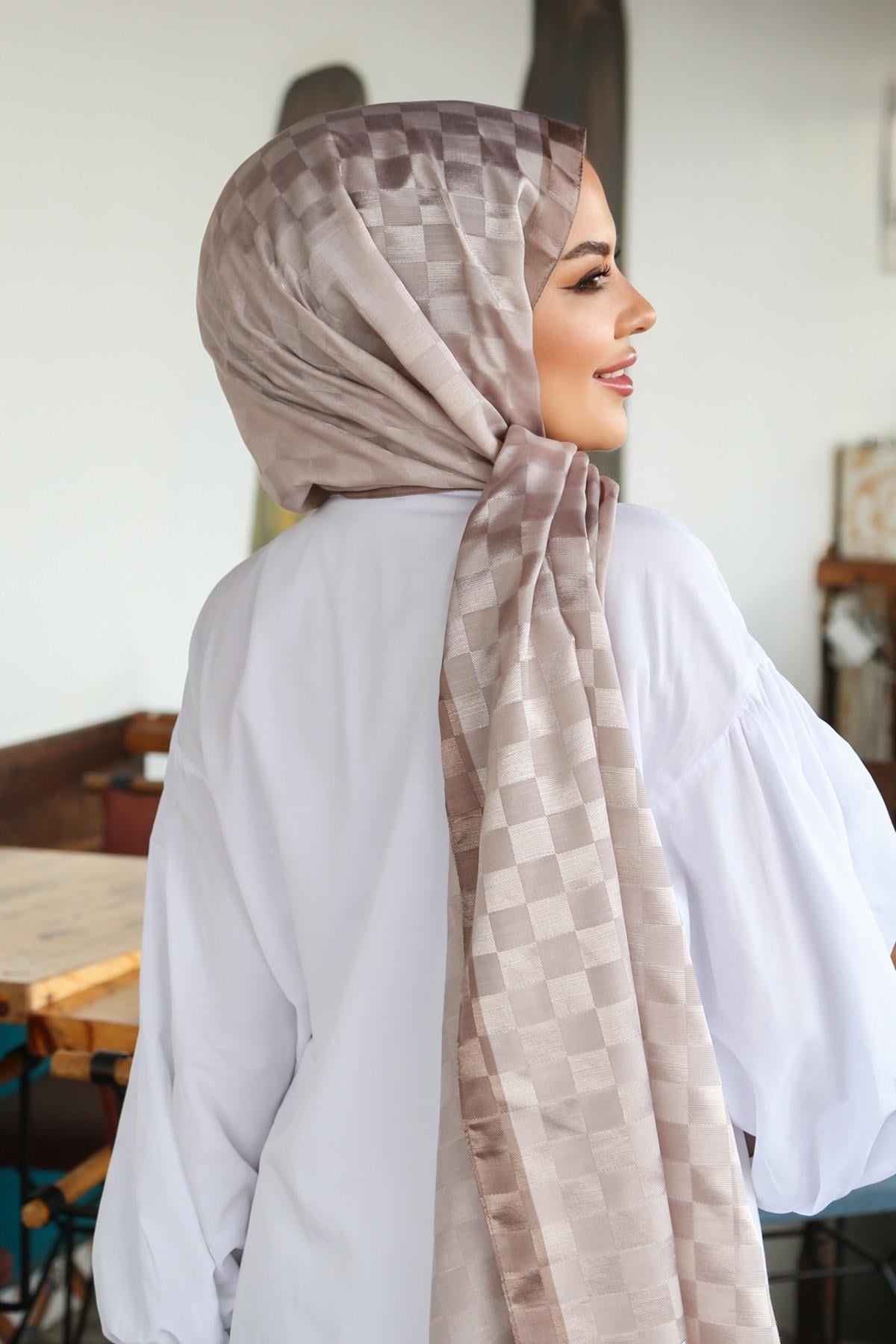 Monogram Shawl MONOV03-40