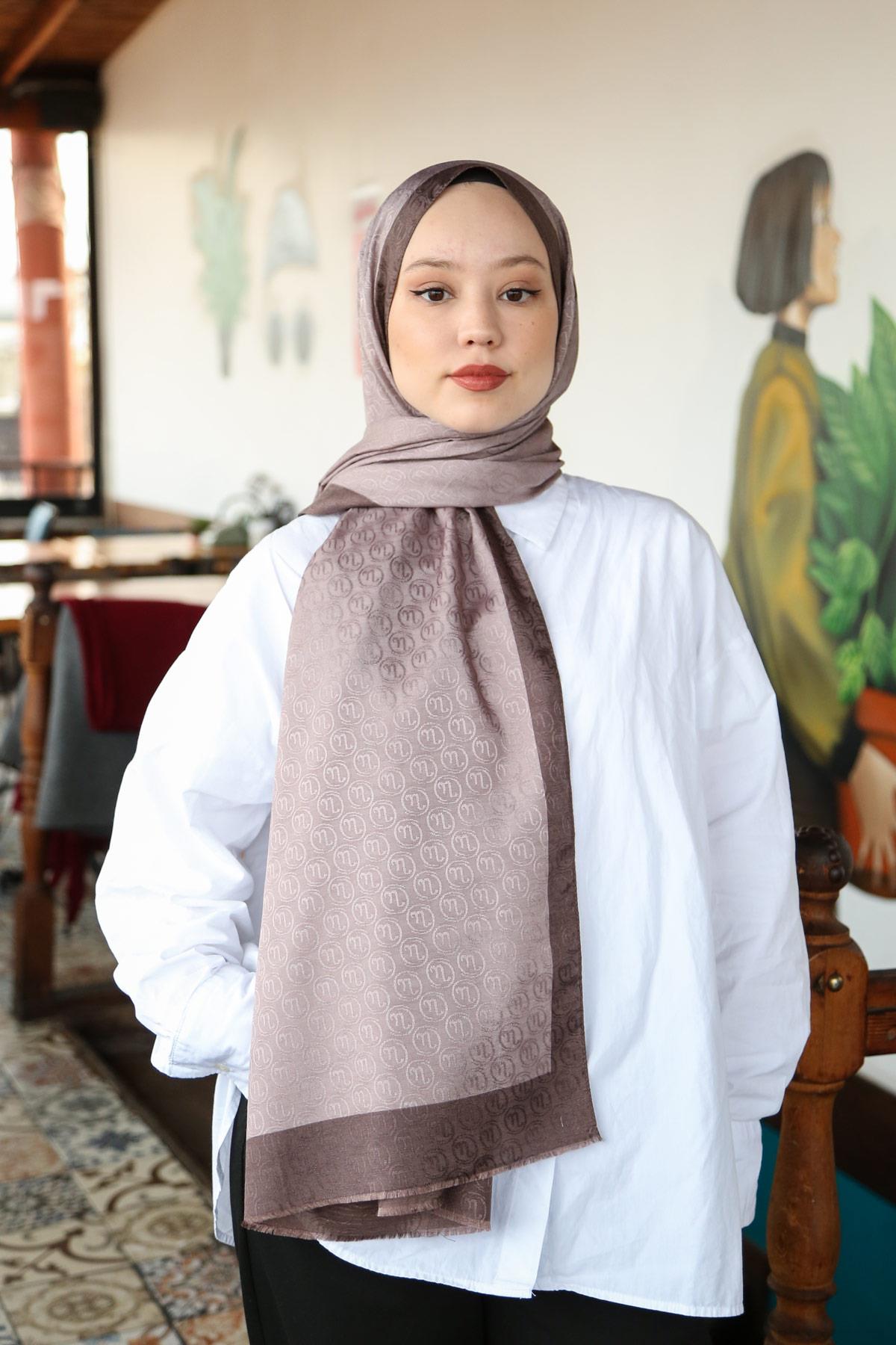 Monogram Shawl MONOV08-08