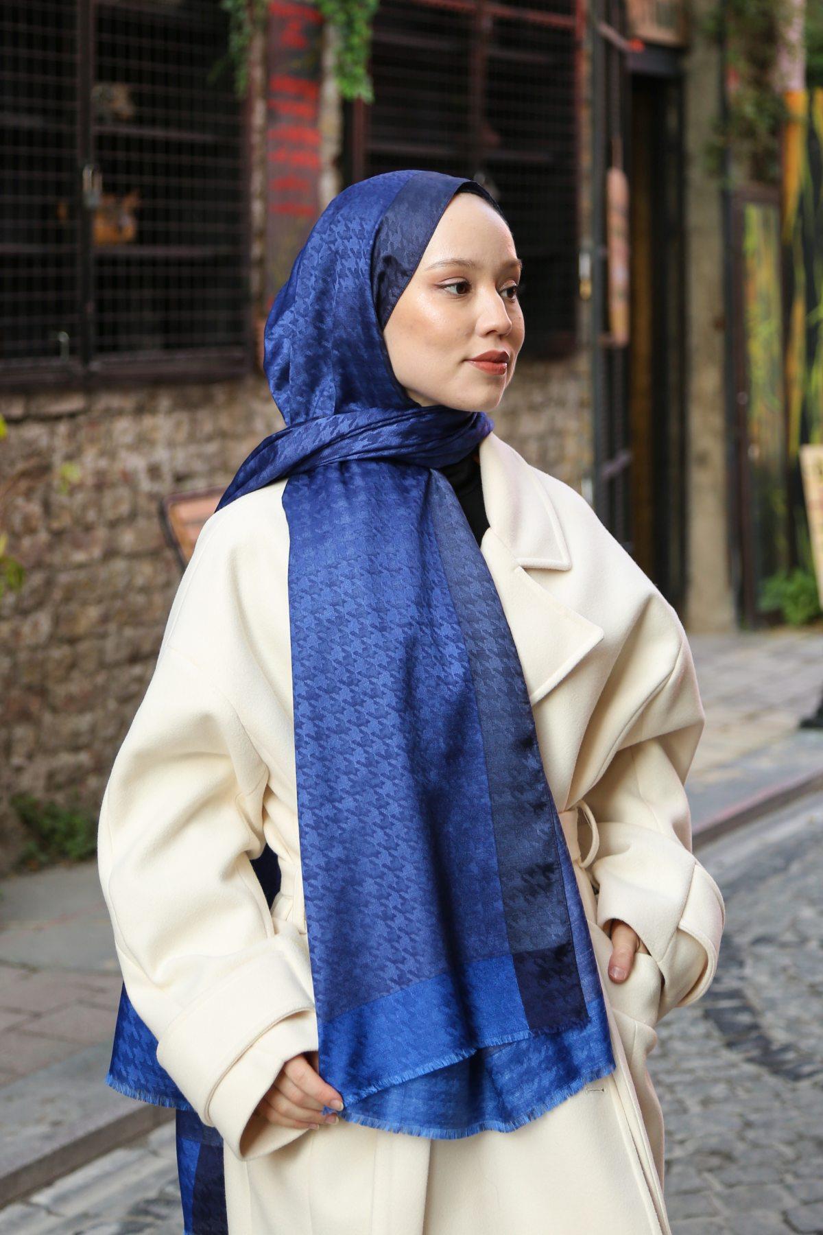 Monogram Şal MONOV12-15