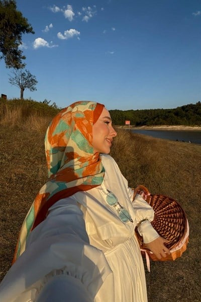 Petra Desen Şal