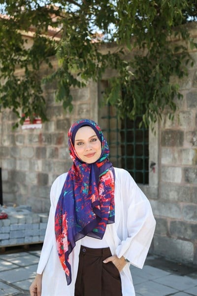 Petra Desen Şal