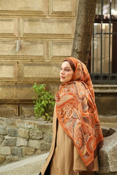 Petra Desen Şal
