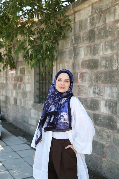 Petra Desen Şal