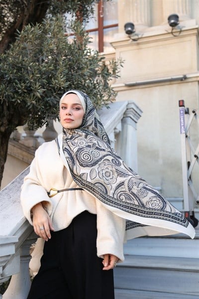 Petra Desen Şal