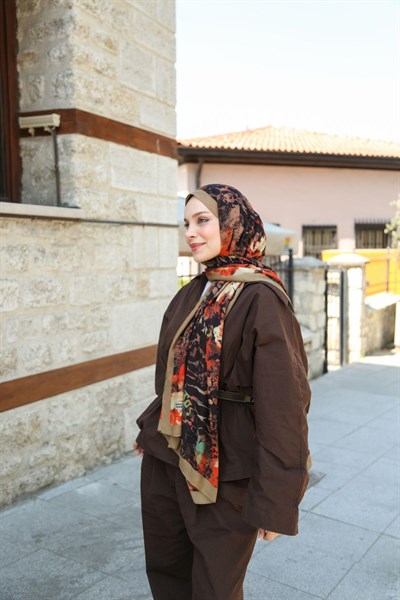 Petra Desen Şal