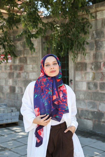 Petra Desen Şal