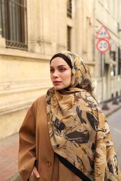 Petra Desen Şal