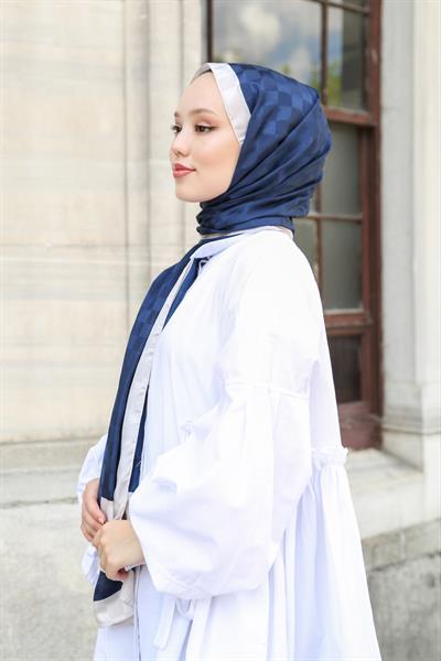 Monogram Shawl MONOV03-04