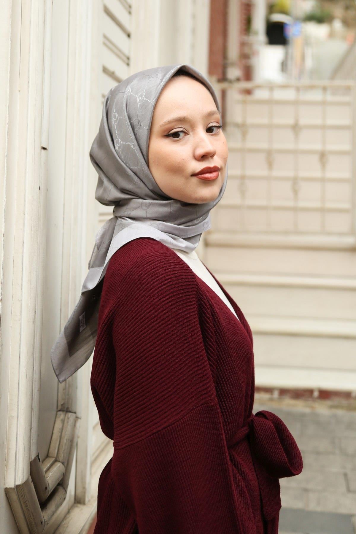 Hint İpek  Monogram Eşarp MONOV01-29