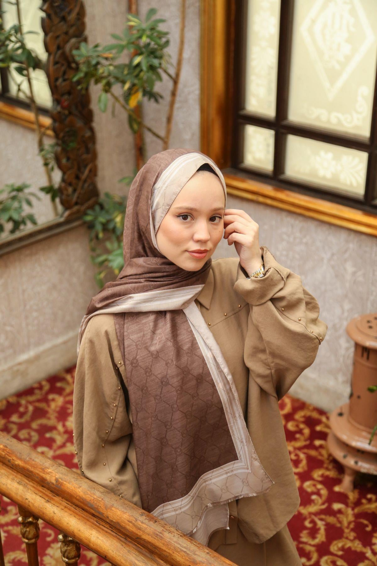 Hint İpek  Monogram Şal MONOV04-32