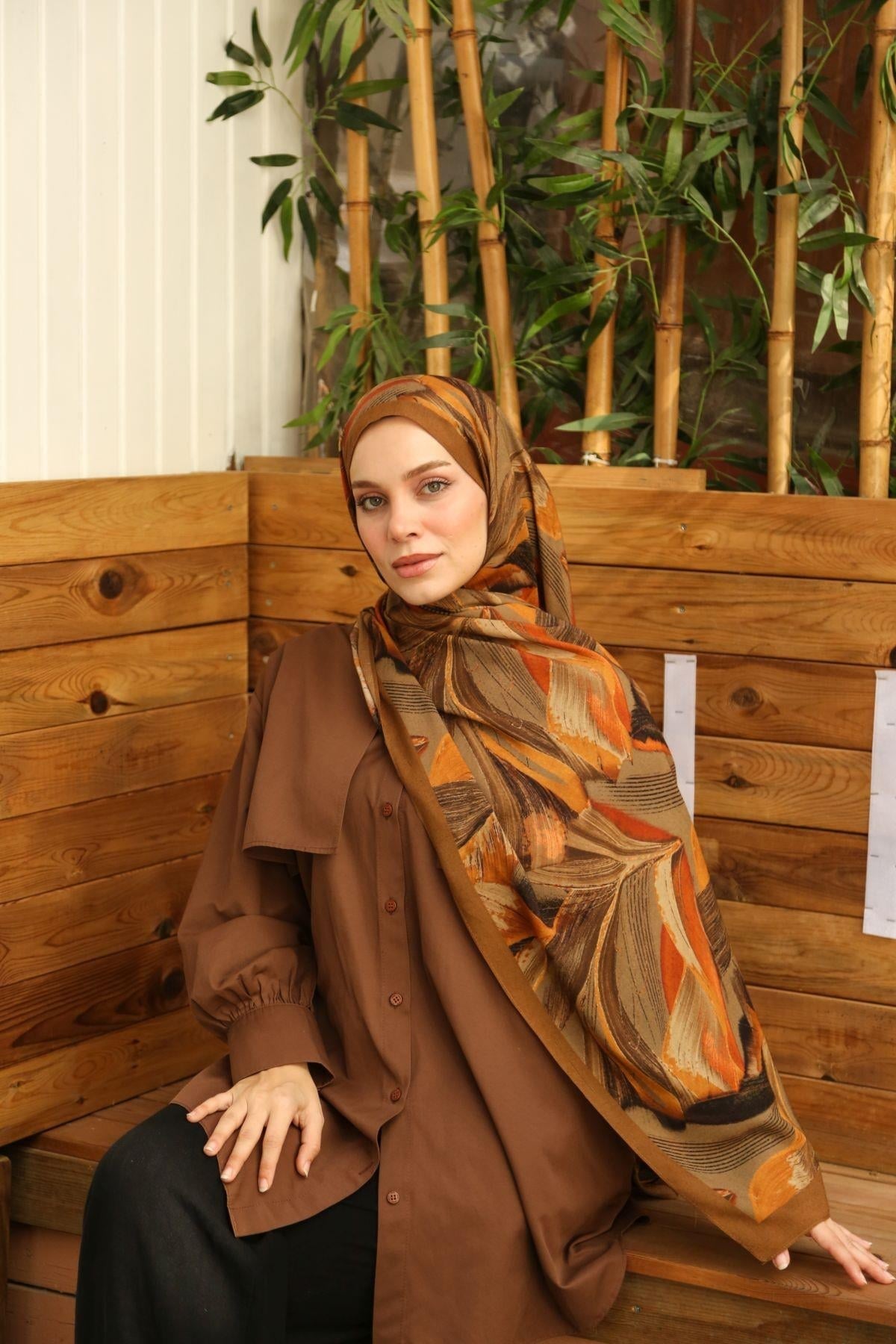 Petra Desen Şal