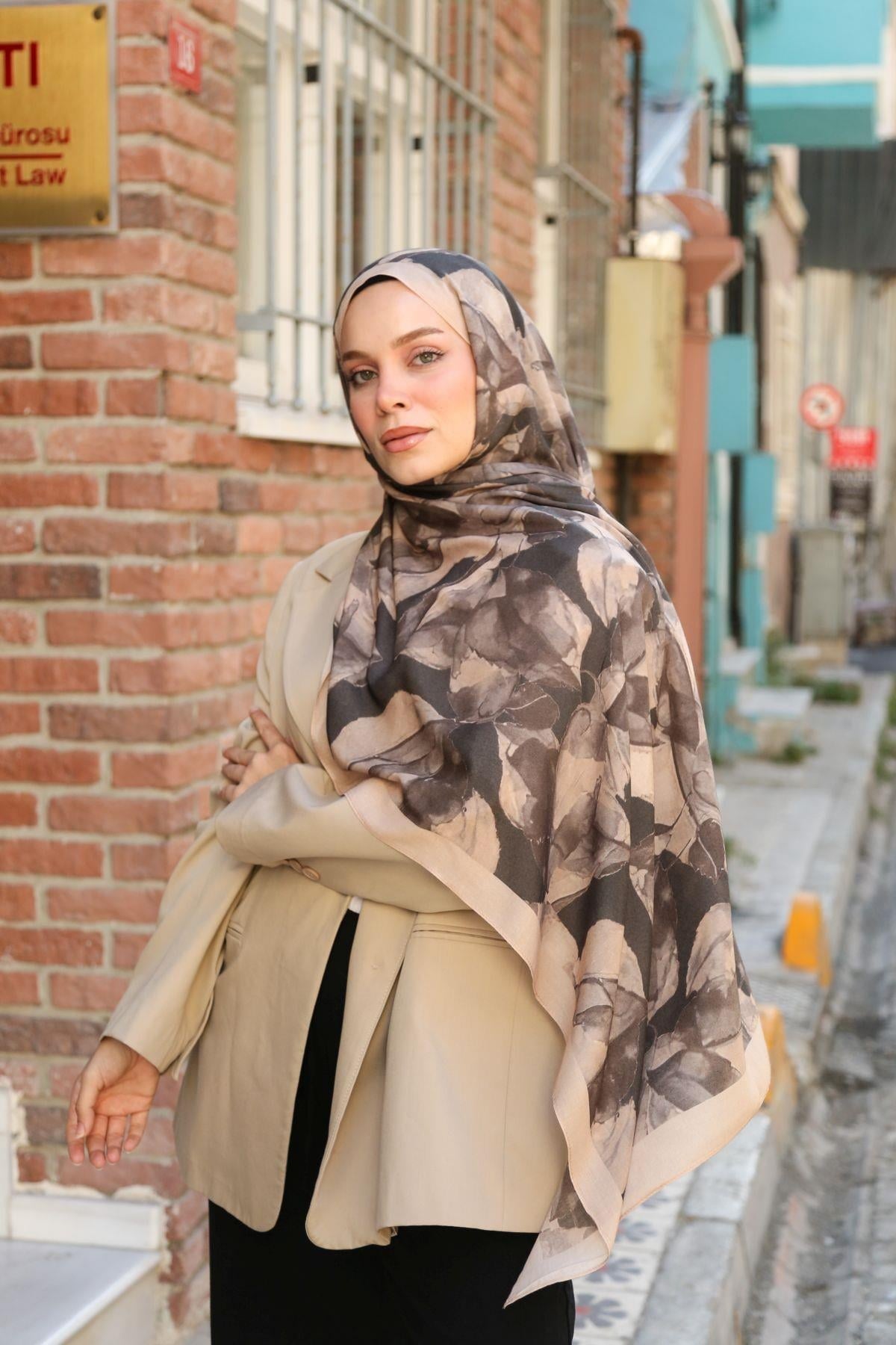 Petra Desen Şal