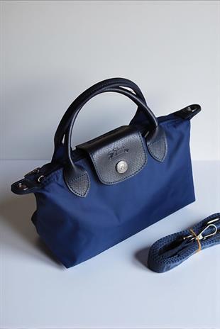 Longchamp Siyah Kapak Lacivert Small Boy Çanta