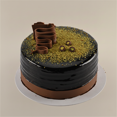 Fıstık Drajeli Yaş Pasta