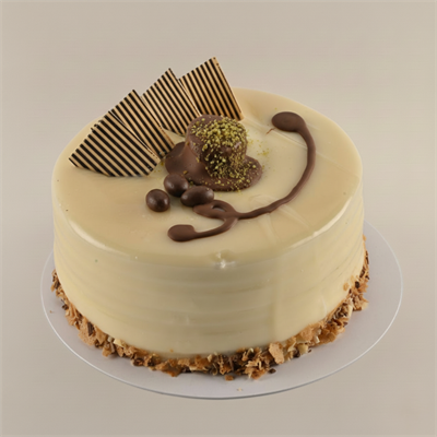 Muzlu-Fıstık Drajeli Yaş Pasta