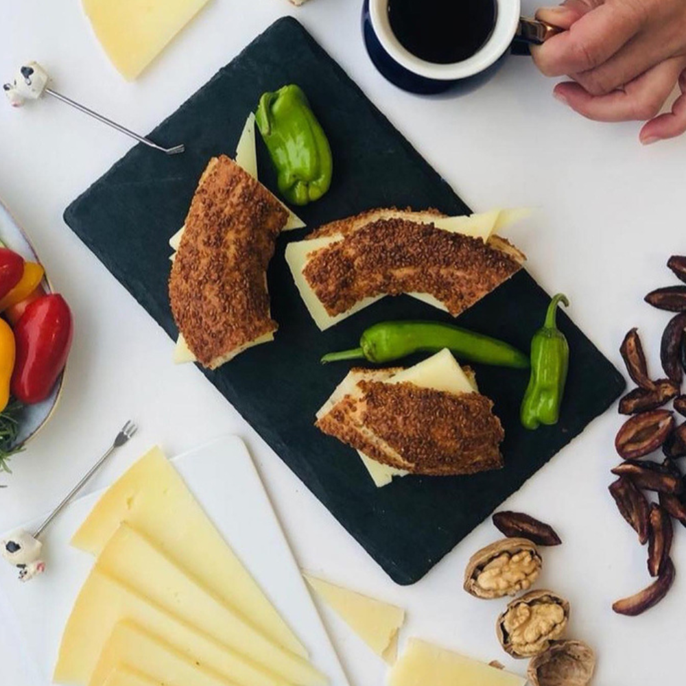 Keyif Serisi – Dilimli Eski Kaşar Peyniri 200 gr – (Koyun Sütü Ağırlıklı)