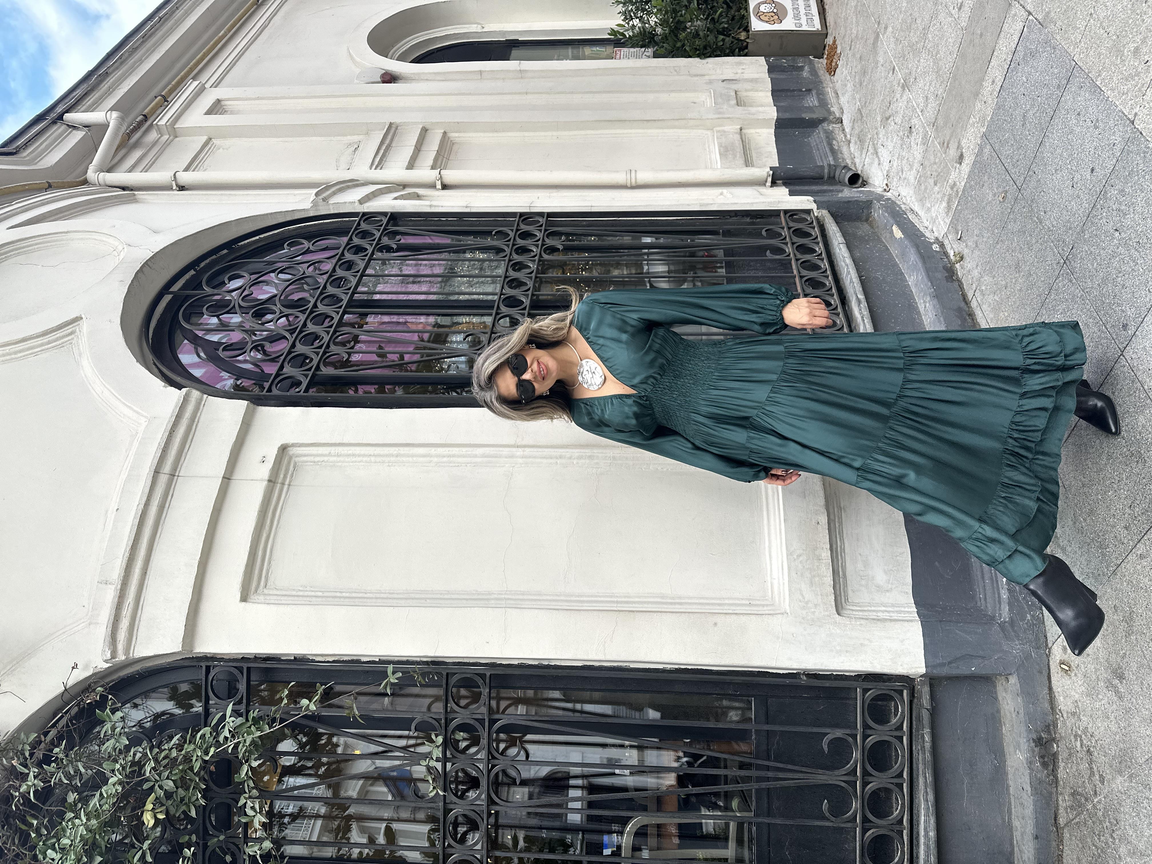 Gigi Elbise Zümrüt Yeşili