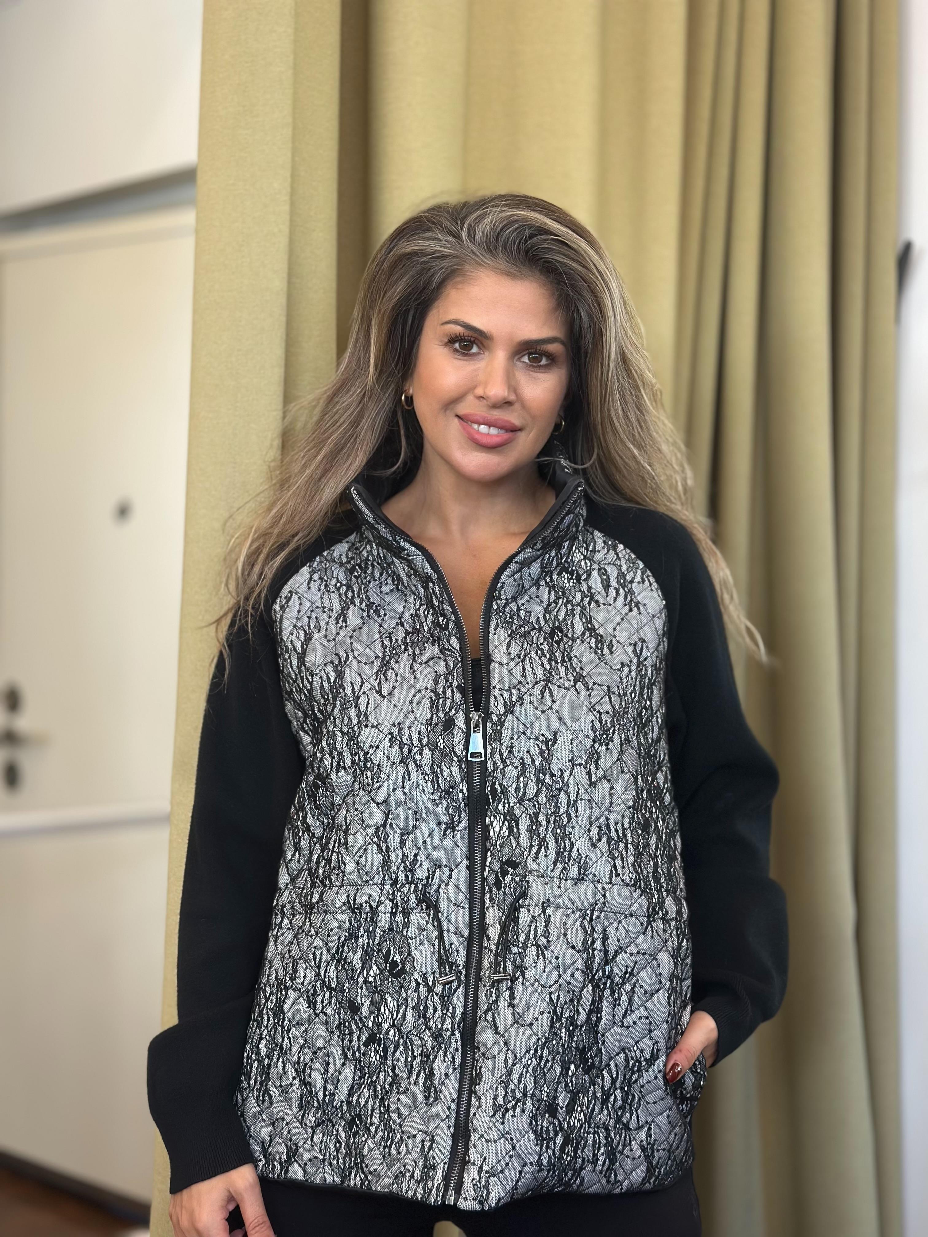 İşlemeli Triko Ceket Siyah