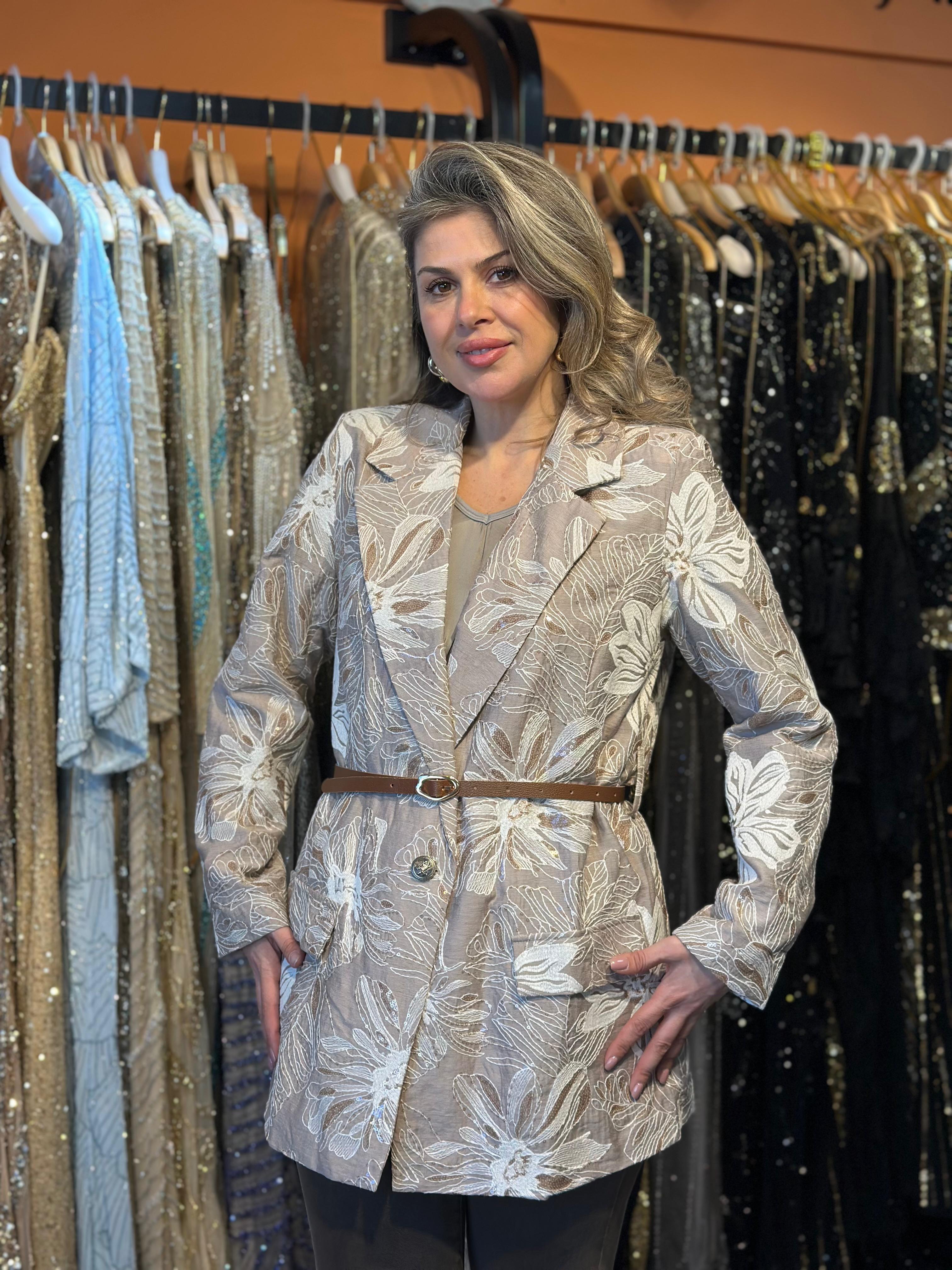 Kemerli Pullu Kahve Ceket