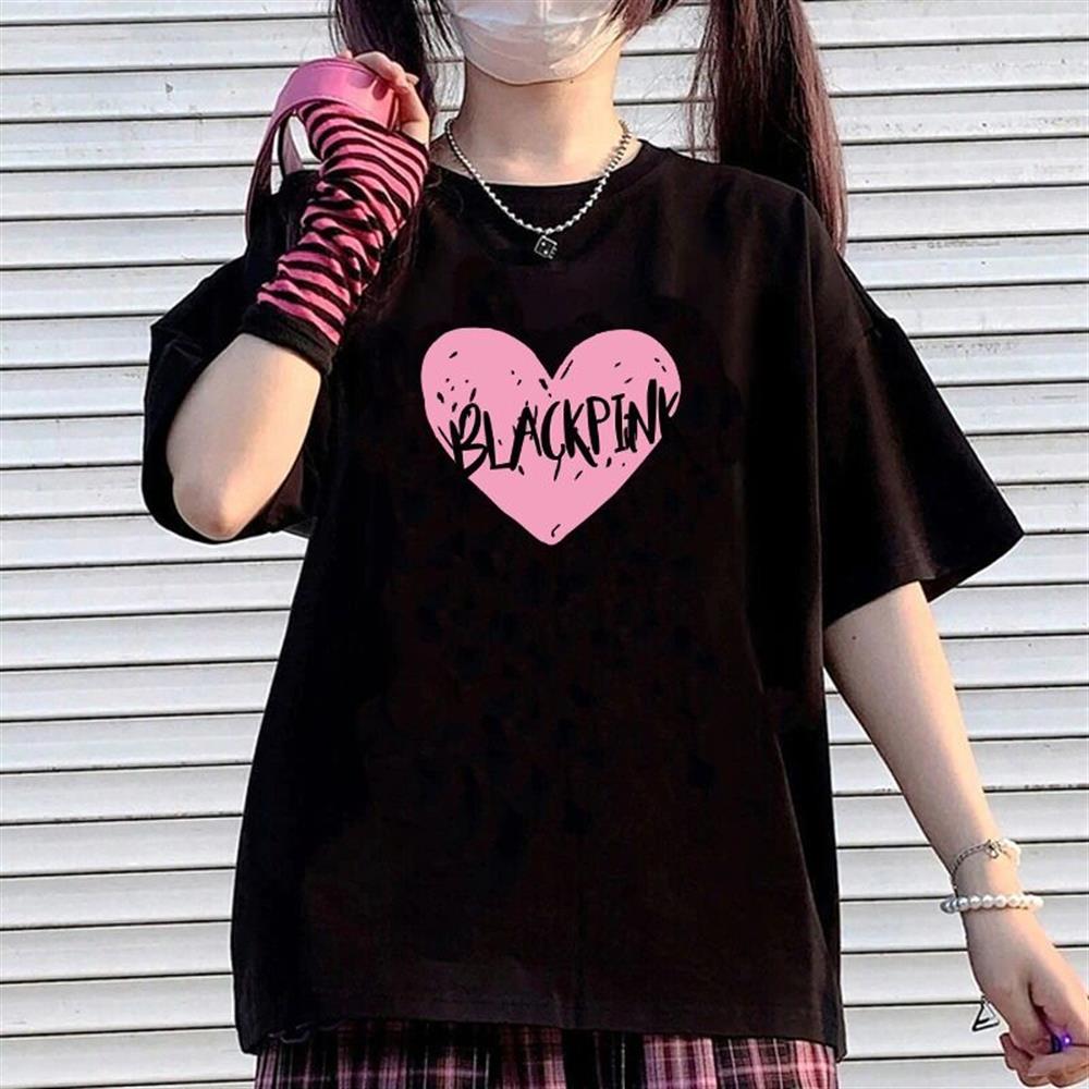 Blackpink Kalp Baskılı Siyah Thsirt tişort